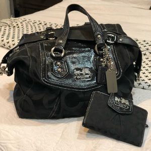 Coach Purse w Wallet
